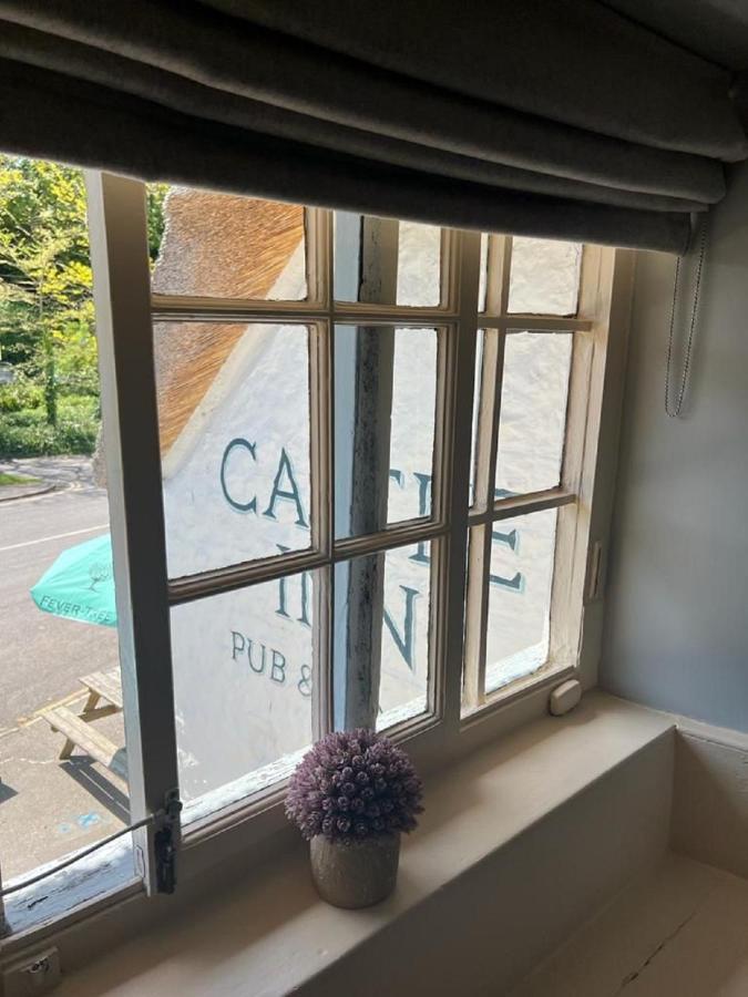 Castle Inn ウェスト・ラルワース エクステリア 写真